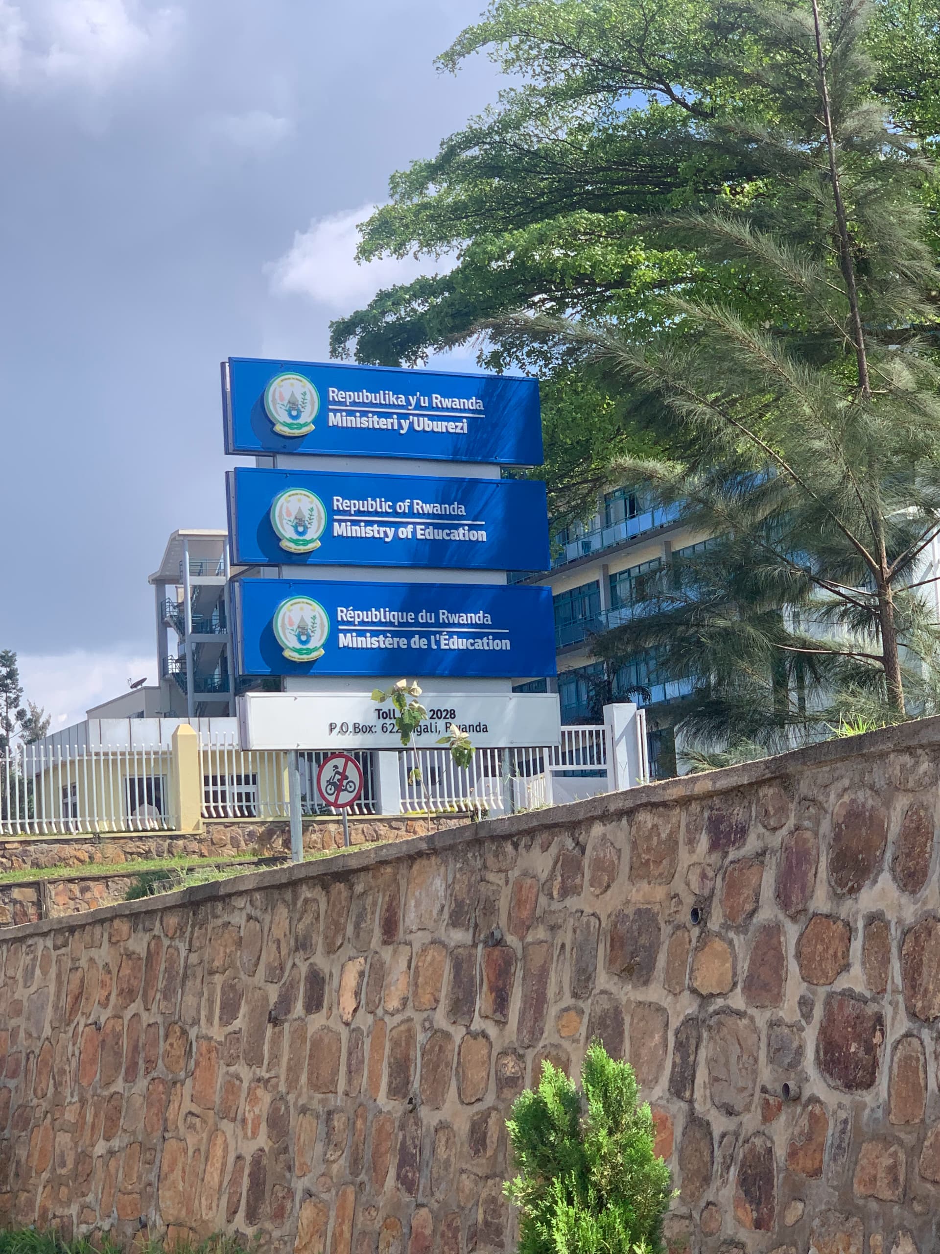 Ministry of Education signs in Kinyarwanda, English, and French